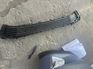 Toyota Yaris IA 2016-2018 Bumper Grille