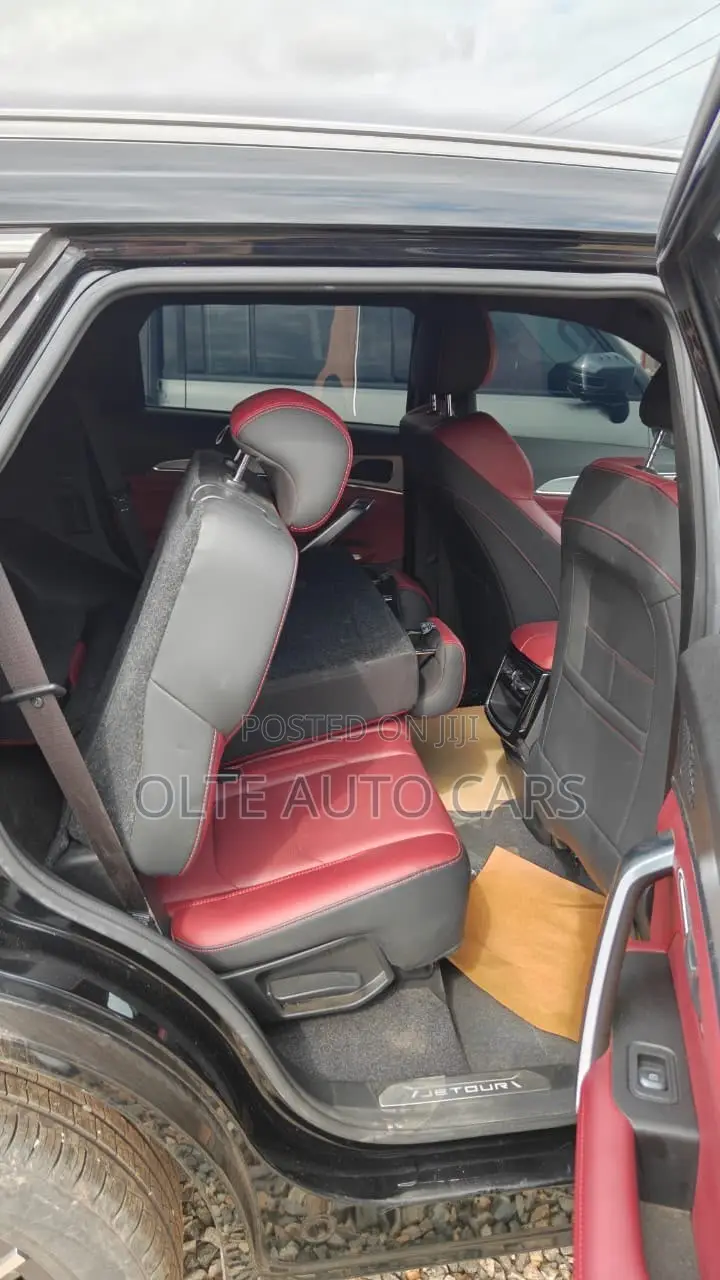 Jetour X70 Plus 2024 Black