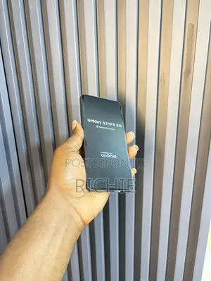 New Samsung Galaxy S21 FE 5G 128 GB Gray