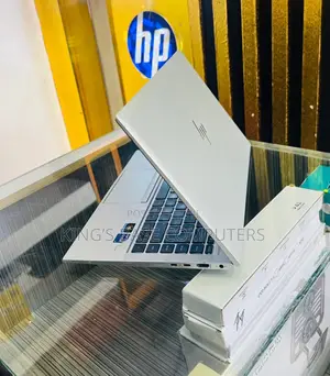 Laptop HP EliteBook 640 G9 16GB Intel Core i5 SSD 256GB