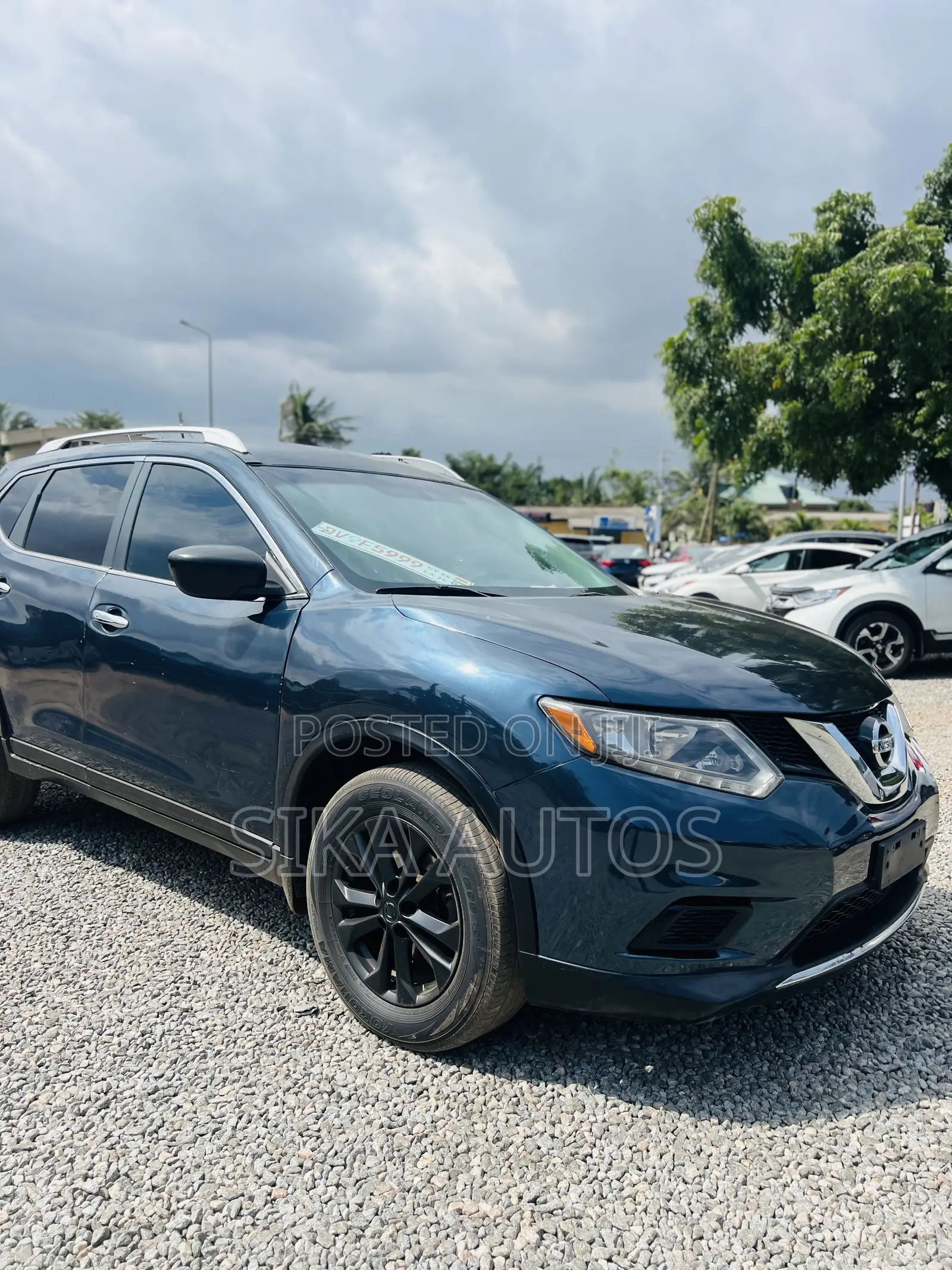Nissan Rogue SV AWD 2016 Black