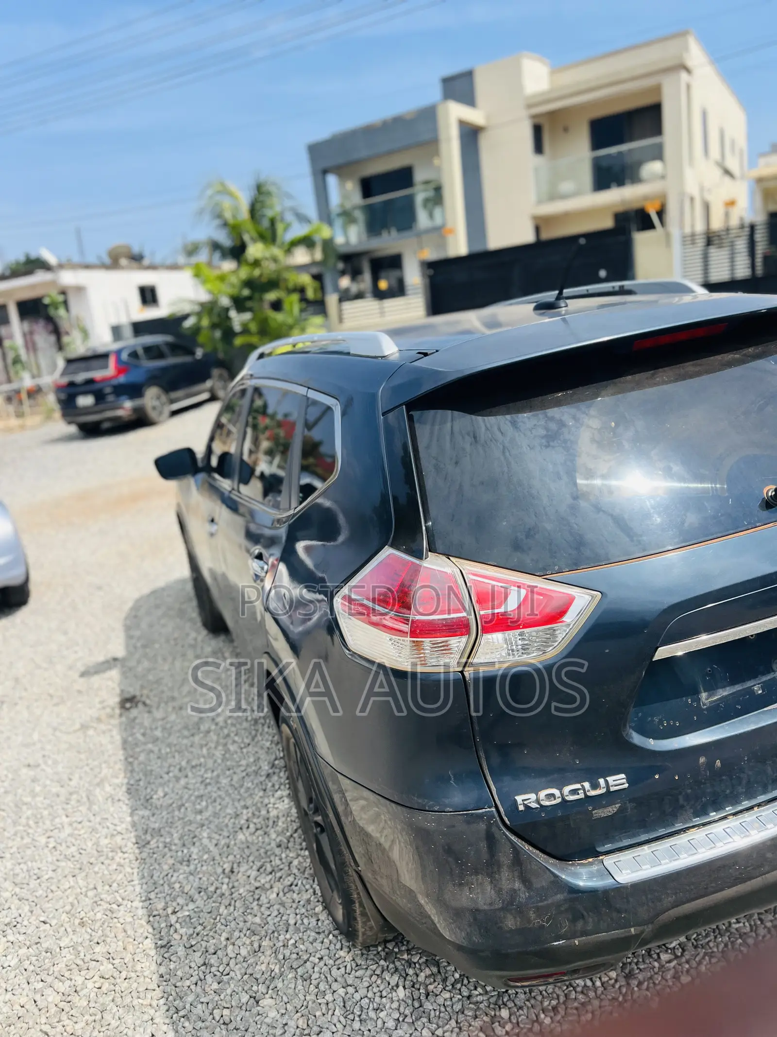 Nissan Rogue SV AWD 2016 Black