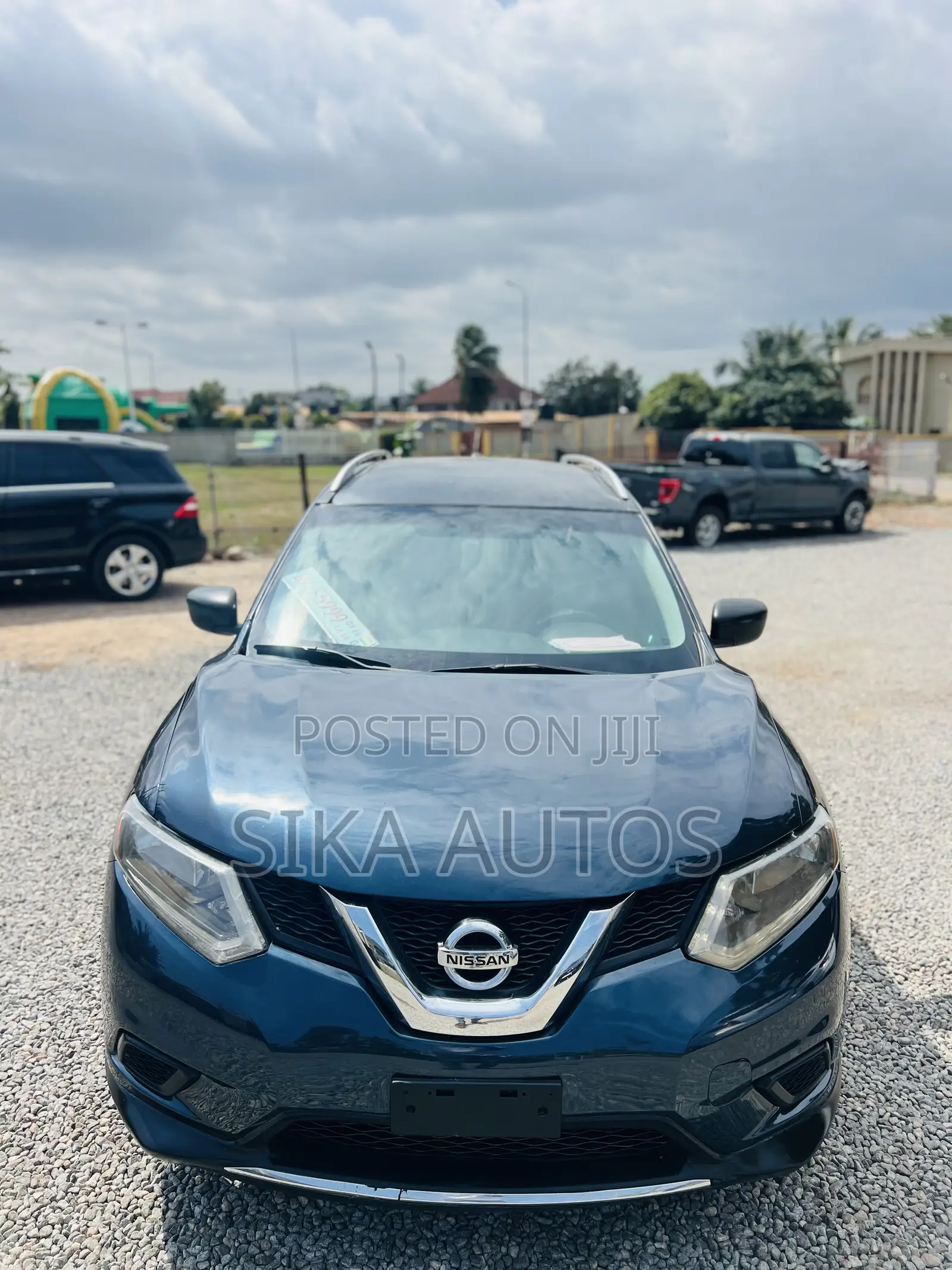 Nissan Rogue SV AWD 2016 Black