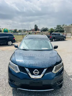 Nissan Rogue SV AWD 2016 Black