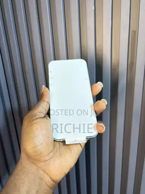 New Apple iPhone 12 64 GB Green