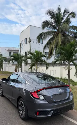 Honda Civic LX 2dr Coupe (2.0L 4cyl) 2017 Gray