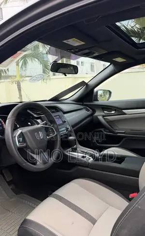 Honda Civic LX 2dr Coupe (2.0L 4cyl) 2017 Gray