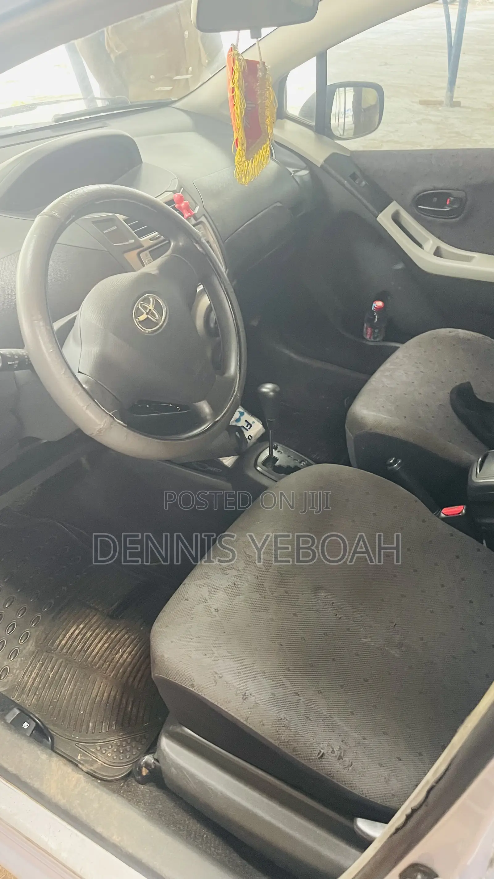 Toyota Vitz 1.0 FWD 3dr 2010 Silver
