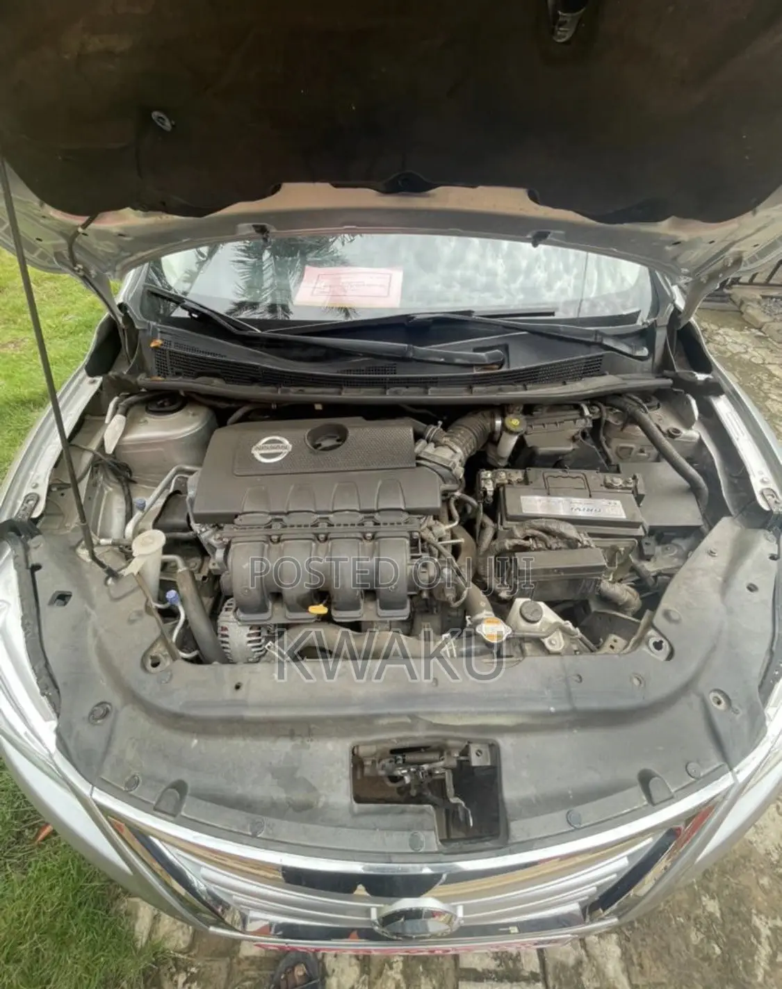 Nissan Sentra SV 4dr Sedan (1.8L 4cyl CVT) 2015 Silver