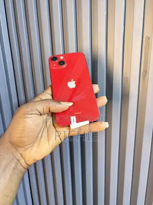 New Apple iPhone 13 128 GB Red