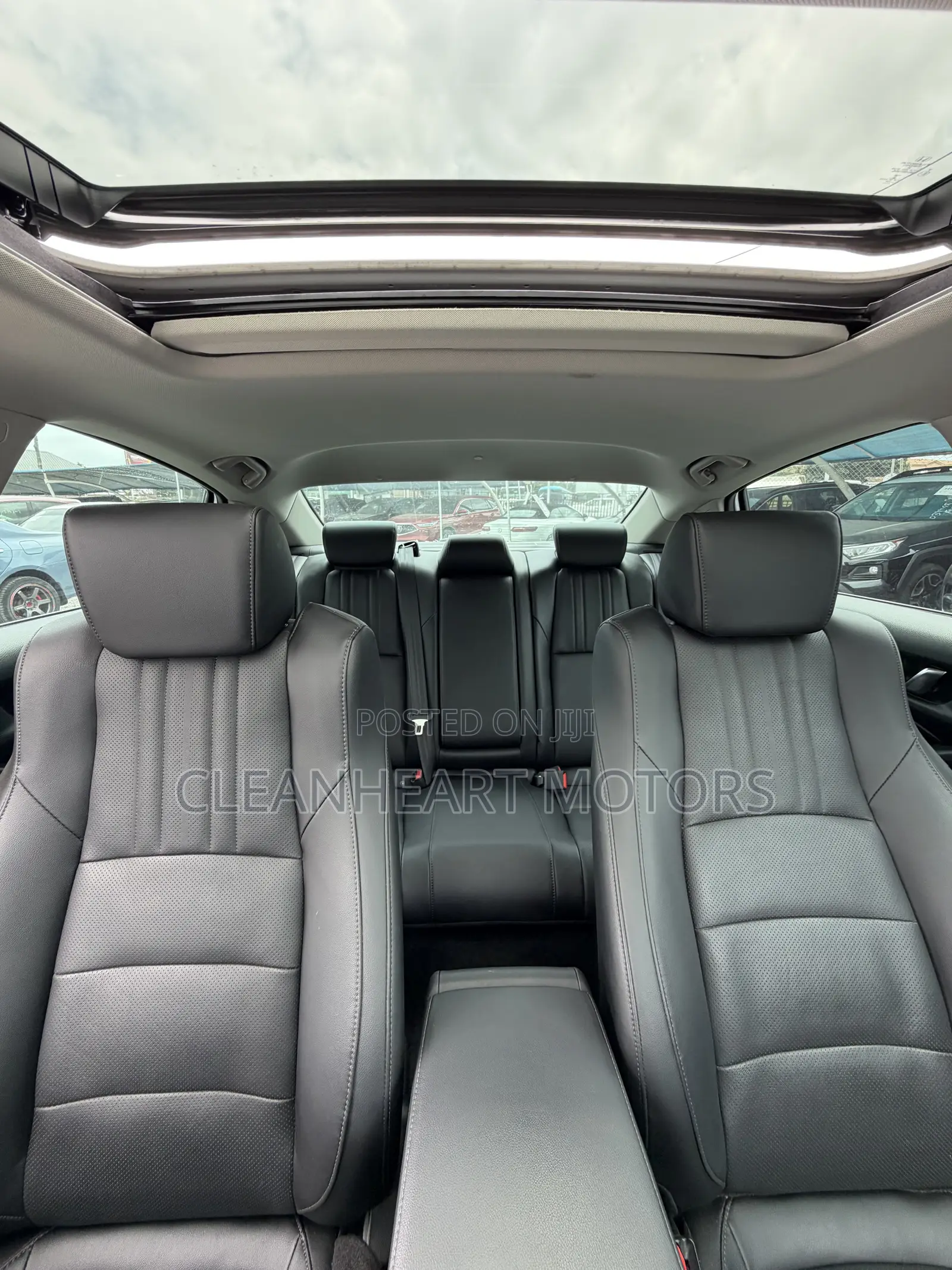 Honda Accord Touring 2.0T 2022 White