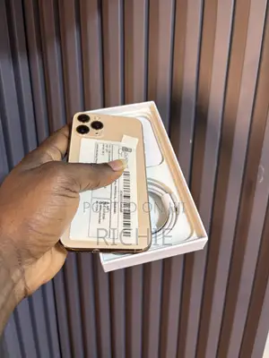 New Apple iPhone 11 Pro 256 GB Gold