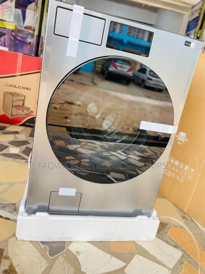 Energy-Efficient Samsung 22kg Wash and Dry