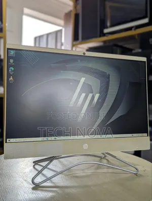 Desktop Computer HP 200 G4 22 All-in-One 8GB AMD HDD+SSD 128GB
