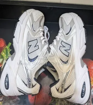 New Balance 530
