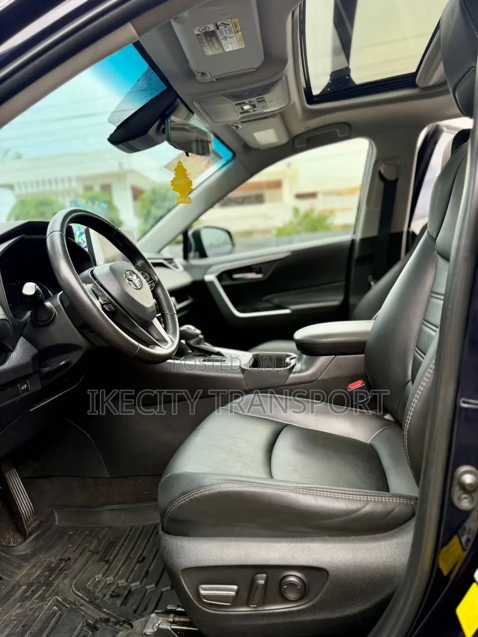 Toyota RAV4 XLE Premium AWD 2023 Blue