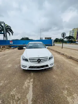 Mercedes-Benz C250 2014 White