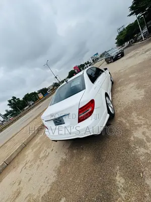 Mercedes-Benz C250 2014 White