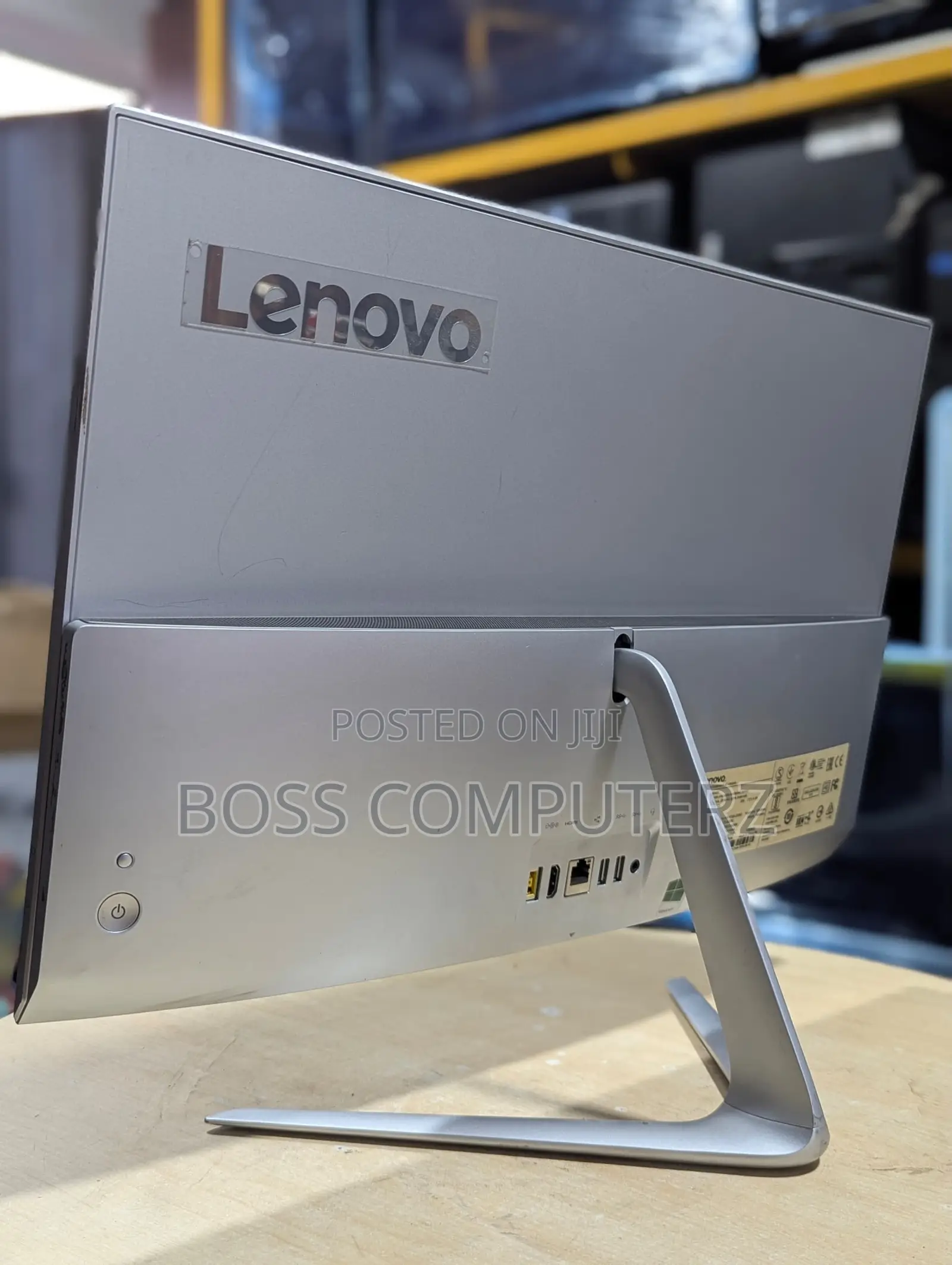 Desktop Computer Lenovo ideacentre AIO 510S 8GB Intel Core i5 SSD 256GB