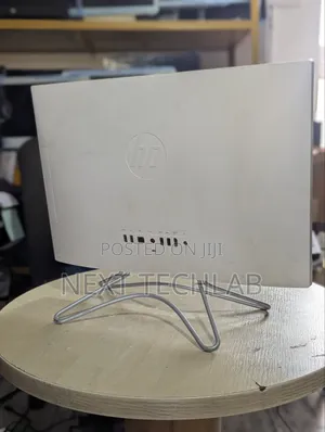 Desktop Computer HP 200 G4 All-in-One 8GB AMD HDD+SSD 128GB