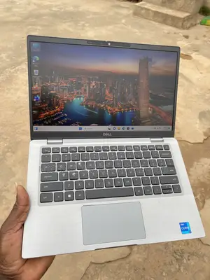 Laptop Dell Latitude 7320 16GB Intel Core i7 SSD 256GB