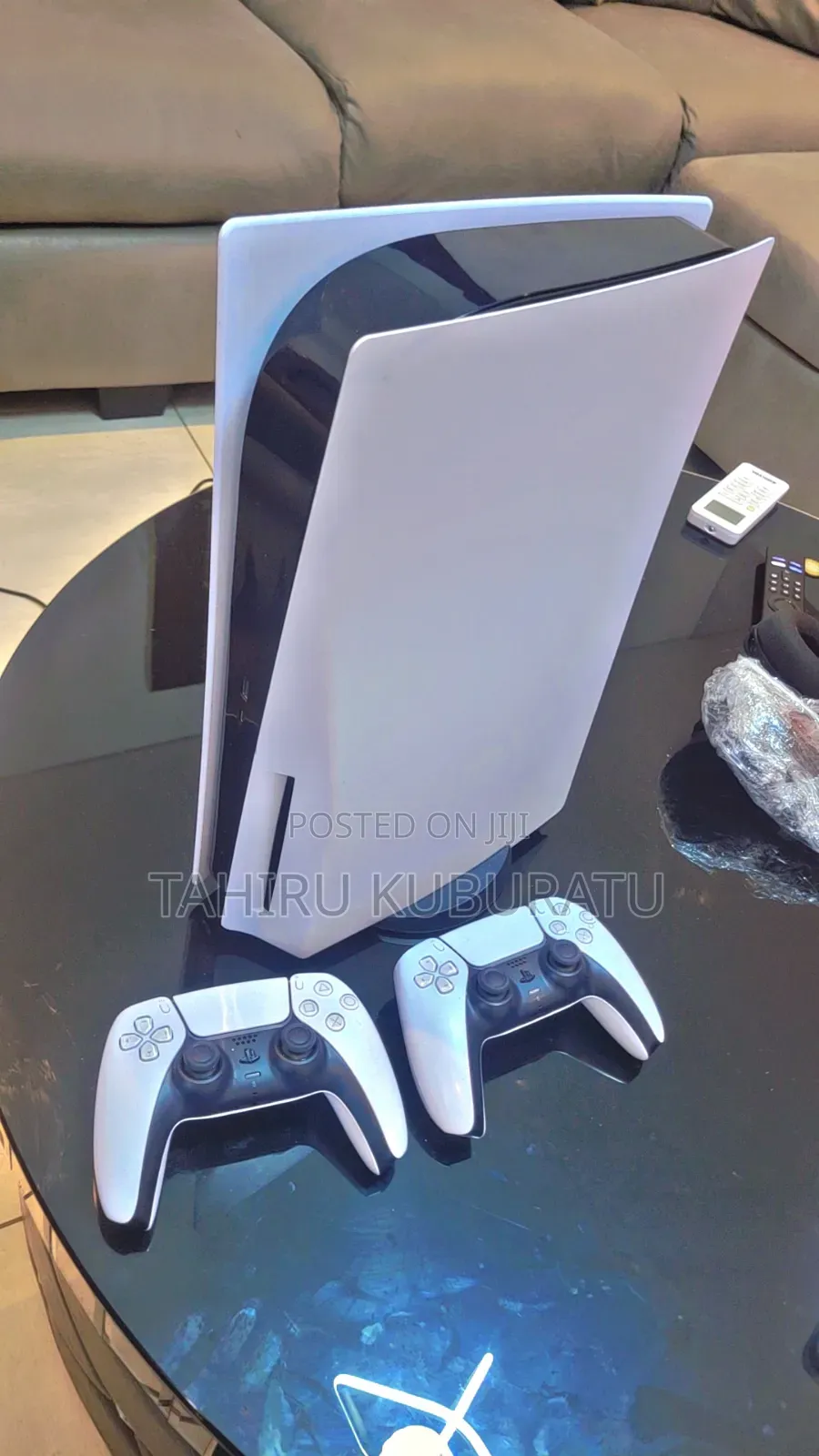 UK Used Ps5 With 2 Controller's