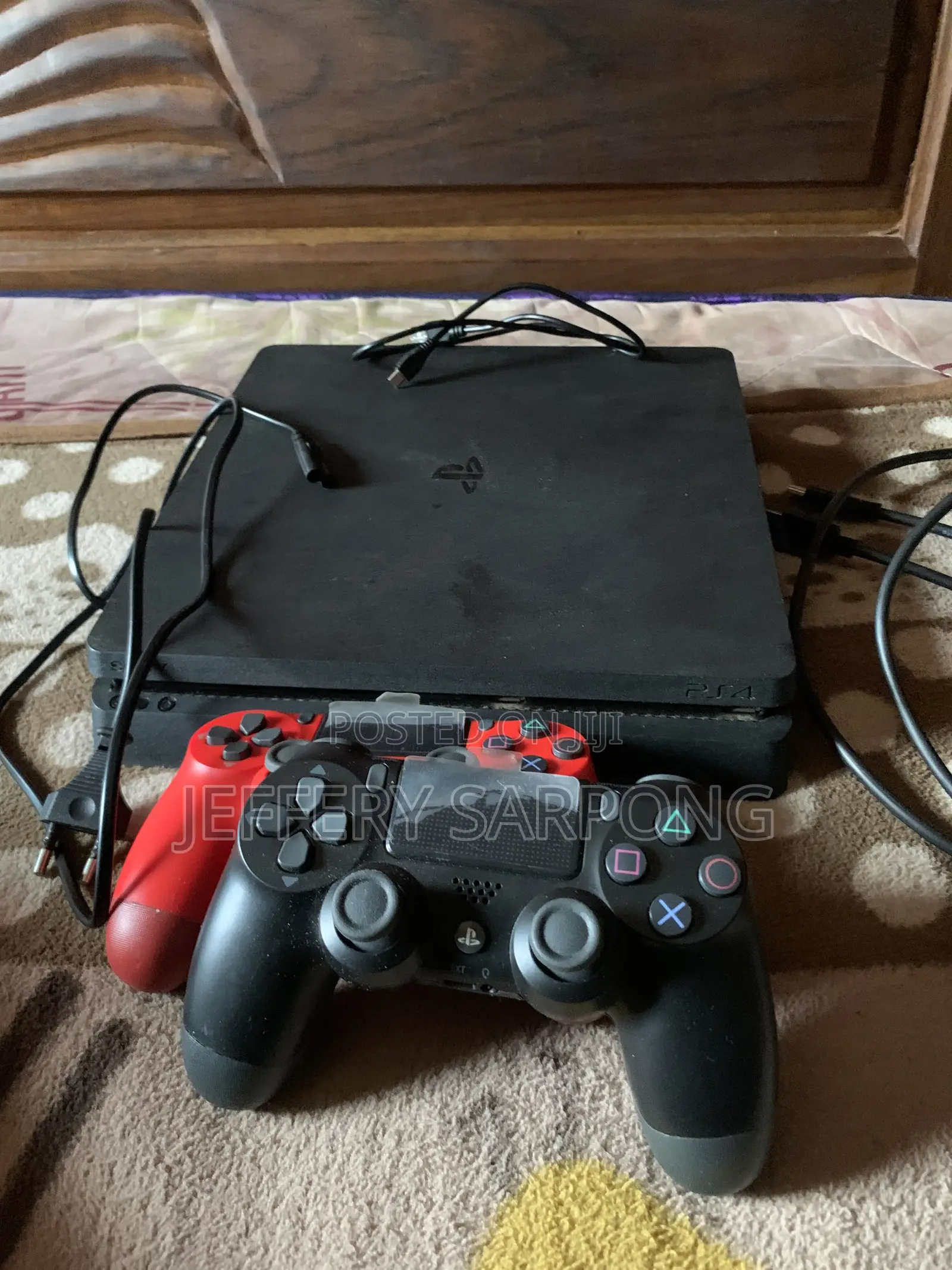 Play Station 4 Slim