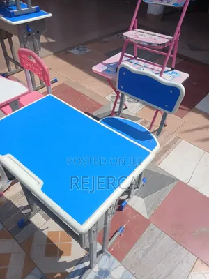 StJudy Table With Chair