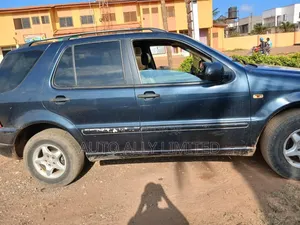 Mercedes-Benz M Class ML 320 2000 Green