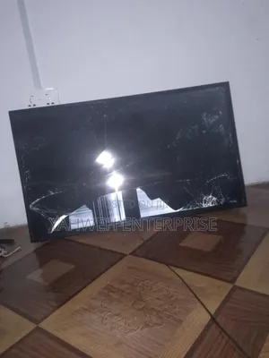 JVC 43 Smart TV Needs Screen Replacement