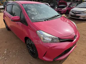 Toyota Vitz 1.3 FWD 5dr 2015 Pink