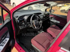 Toyota Vitz 1.3 FWD 5dr 2015 Pink