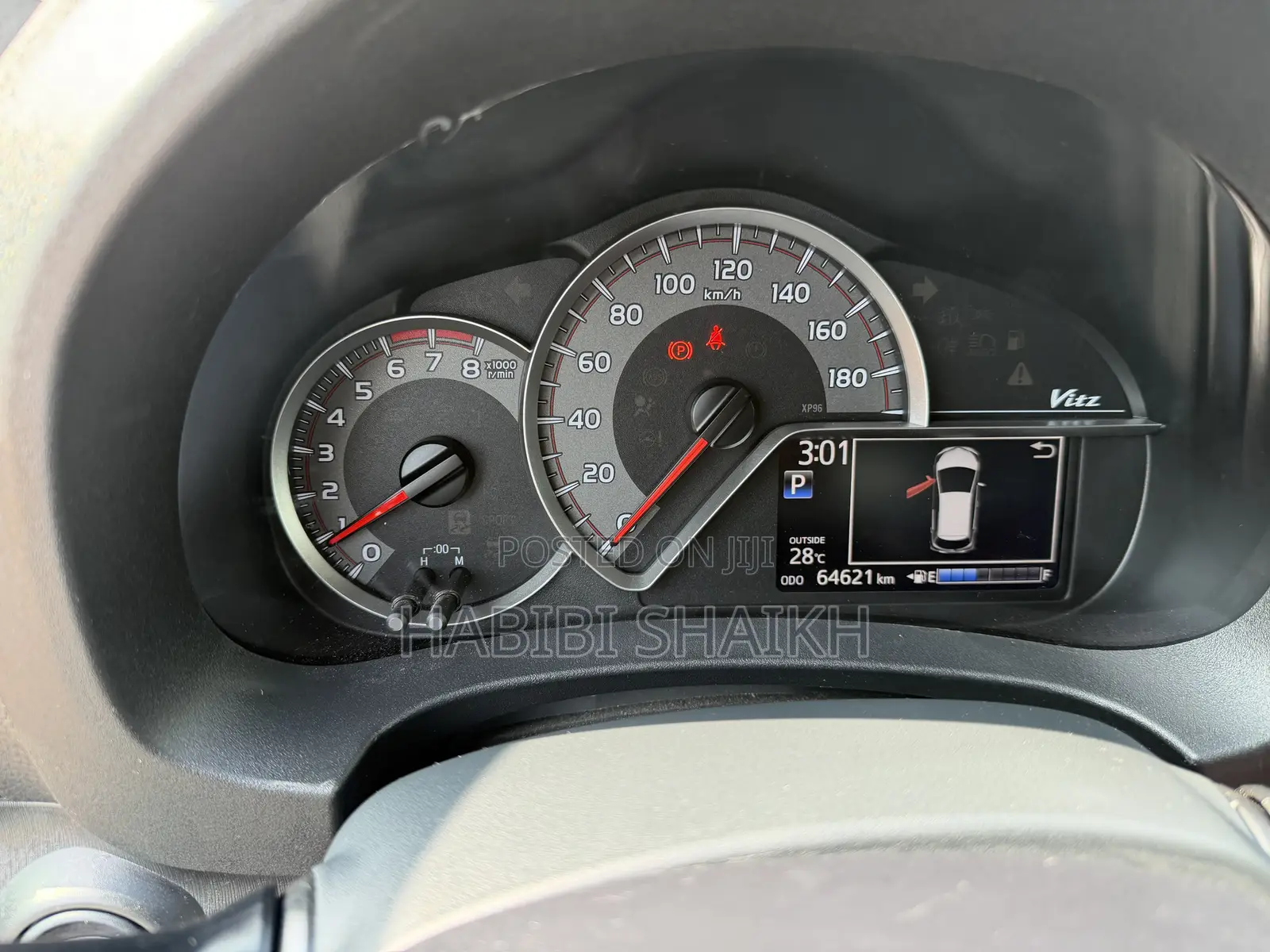 Toyota Vitz 1.3 FWD 5dr 2015 Pink