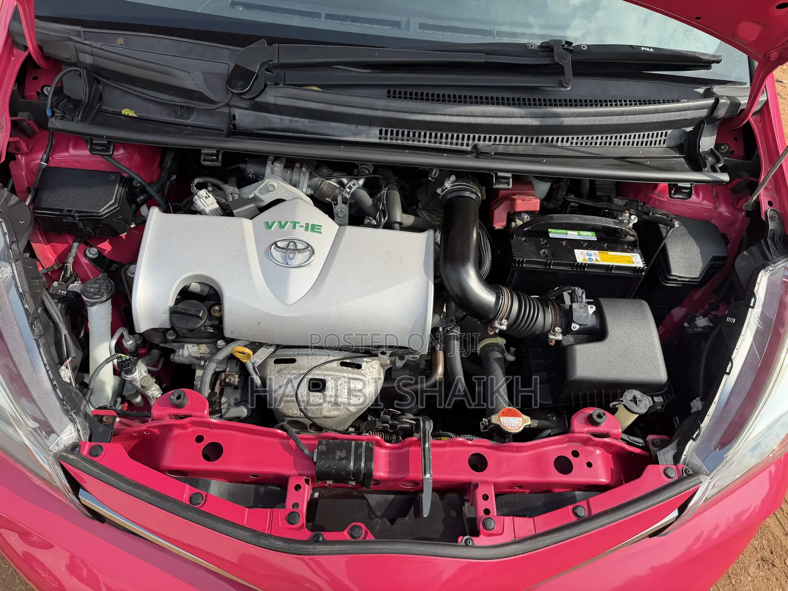 Toyota Vitz 1.3 FWD 5dr 2015 Pink