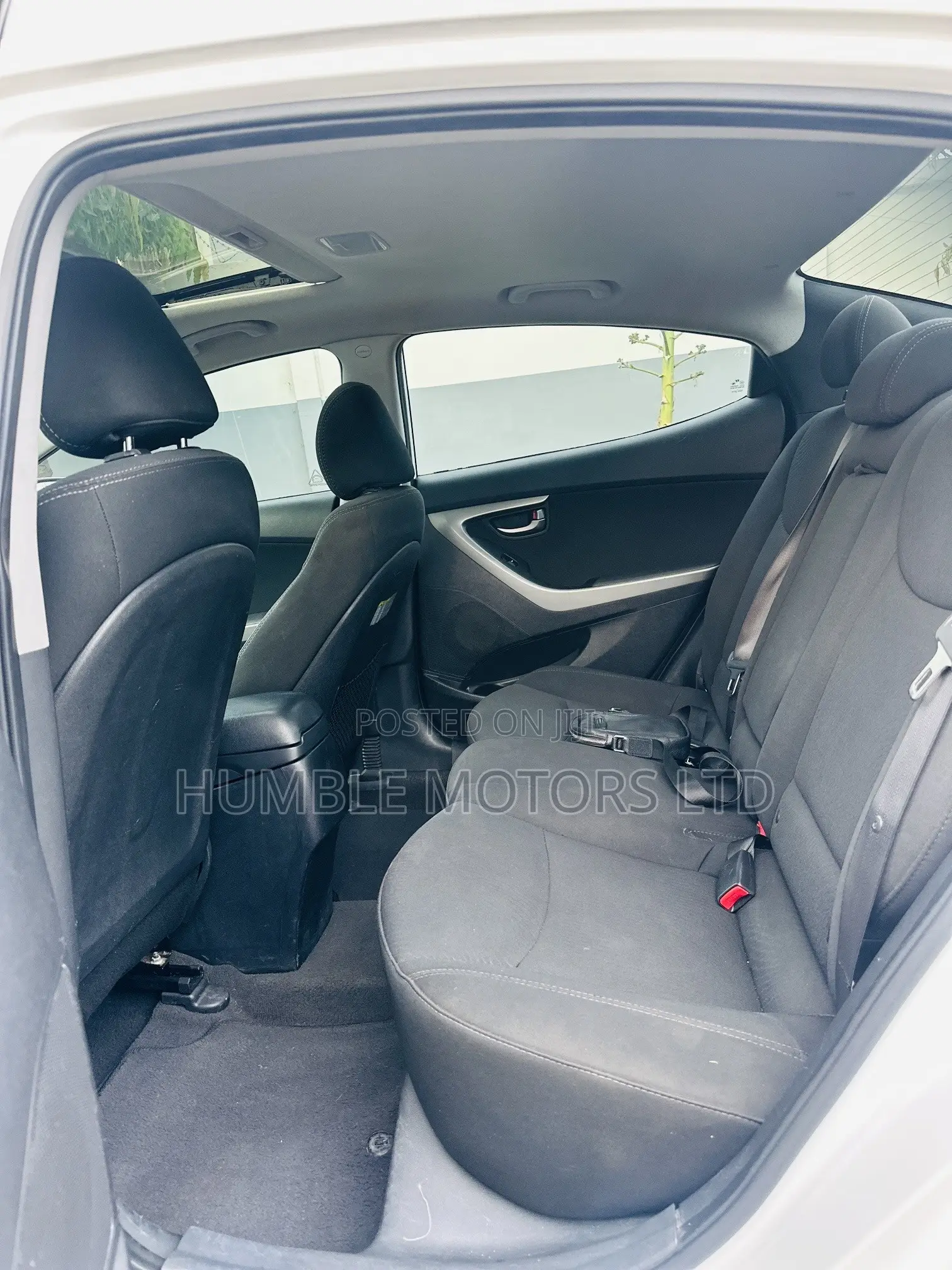 Hyundai Elantra 2015 White