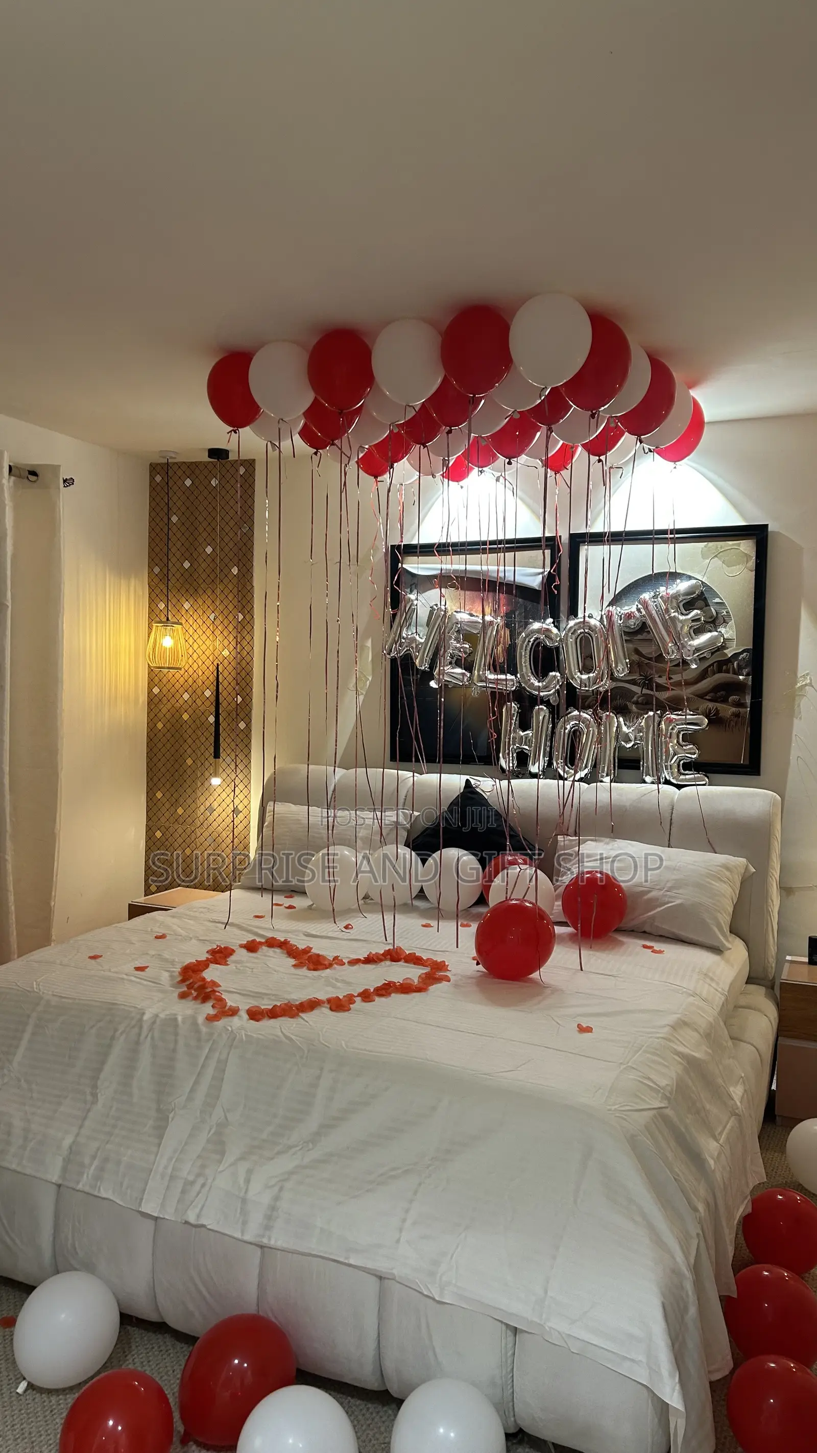 Balloon Room Decor