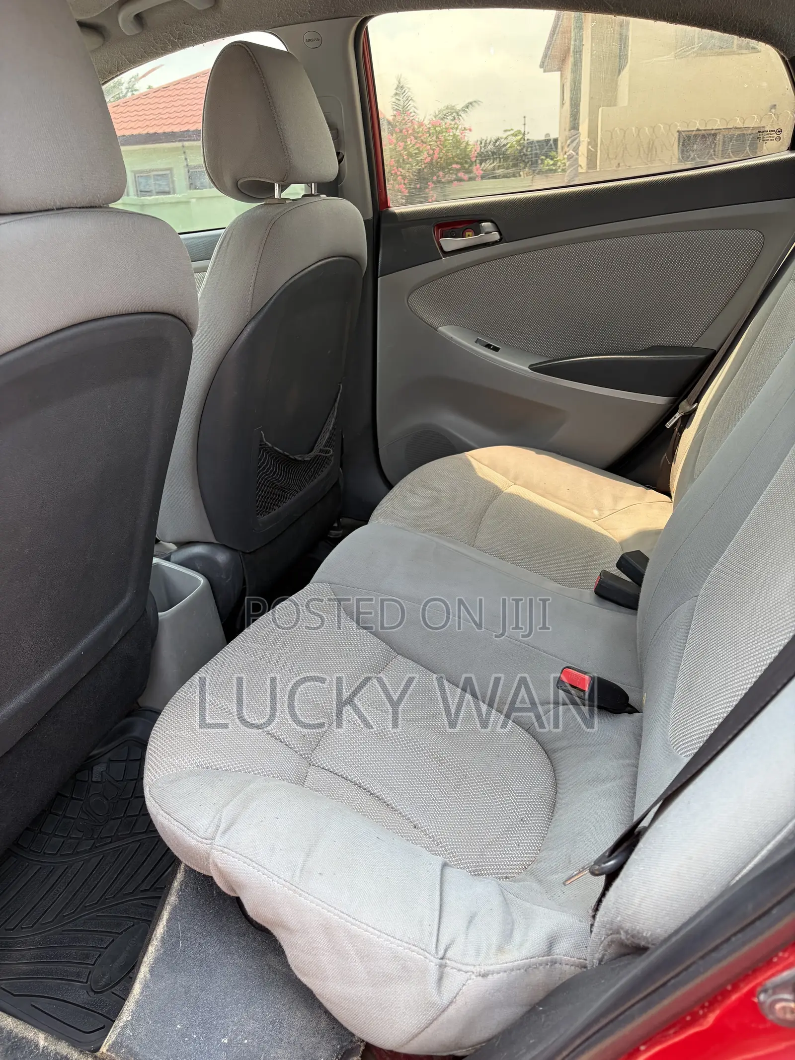 Hyundai Accent SE 2013 Red