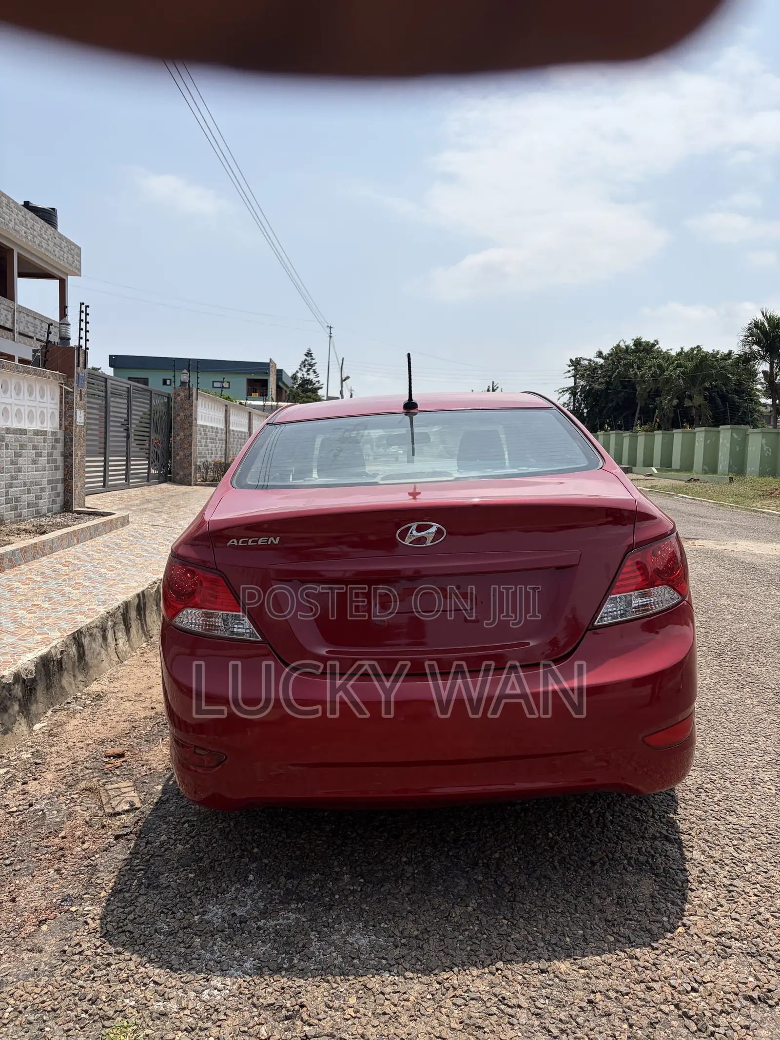 Hyundai Accent SE 2013 Red