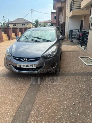 Hyundai Elantra GLS Sedan FWD (1.8L 4cyl 6A) 2013 Silver