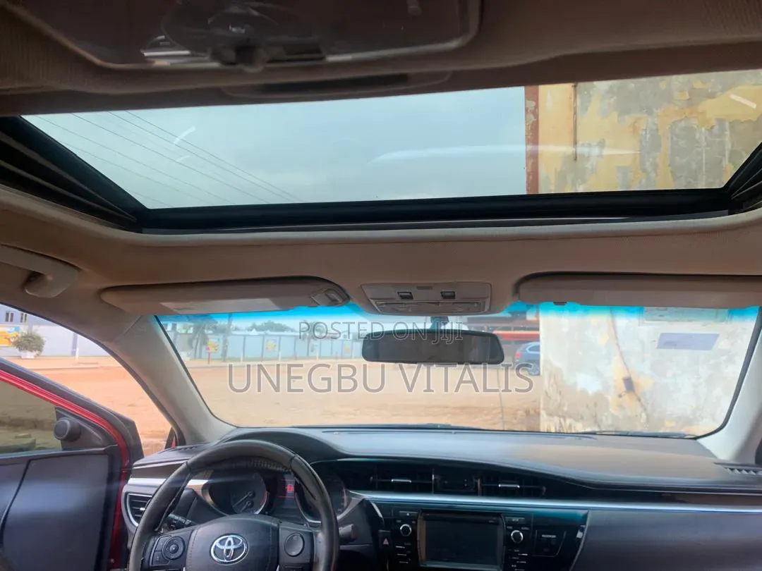 Toyota Corolla S 4dr Sedan (1.8L 4cyl CVT) 2015 Red