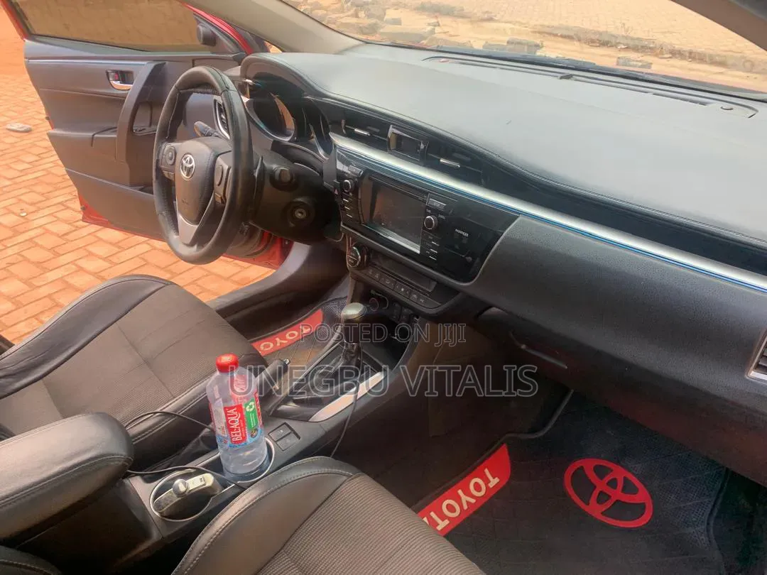 Toyota Corolla S 4dr Sedan (1.8L 4cyl CVT) 2015 Red