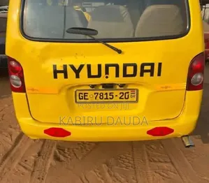 Hyundai H-100 1999 Yellow