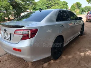 Toyota Camry 2014 Silver