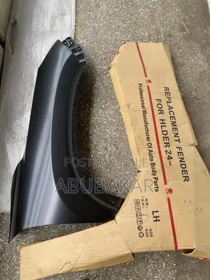Highlander Grand 2025 Fender Pair