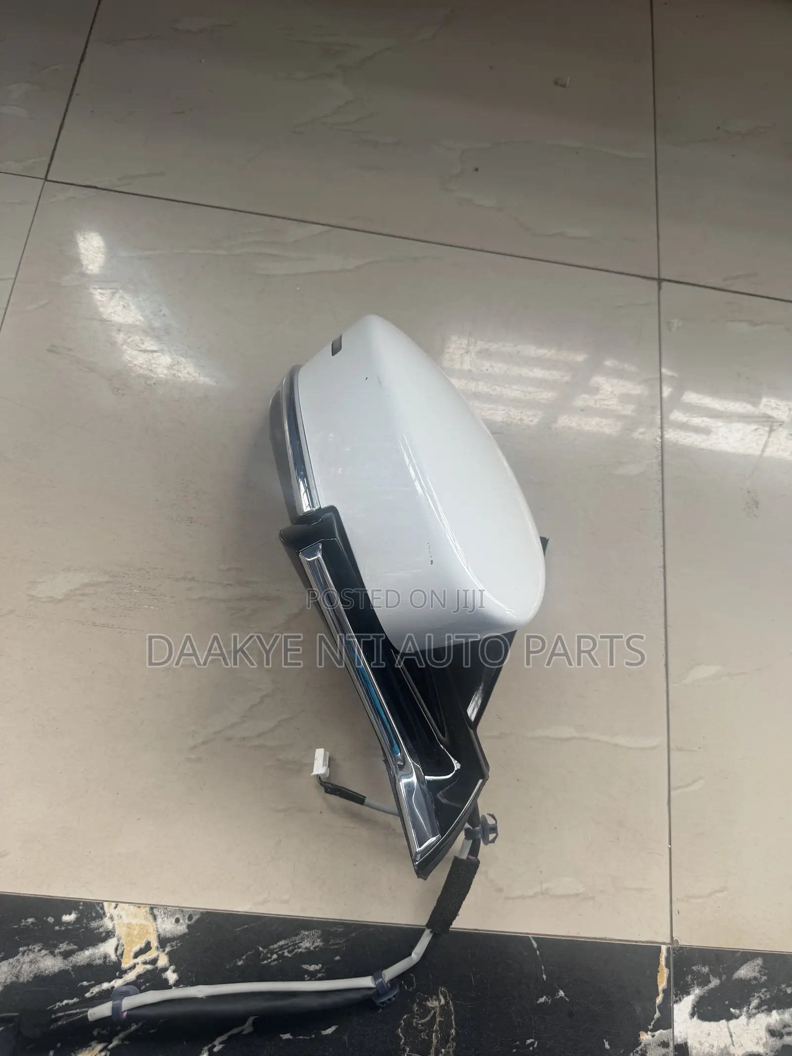 Acura MDX 2025-2026 Side Mirror With Camera ( Right Side )