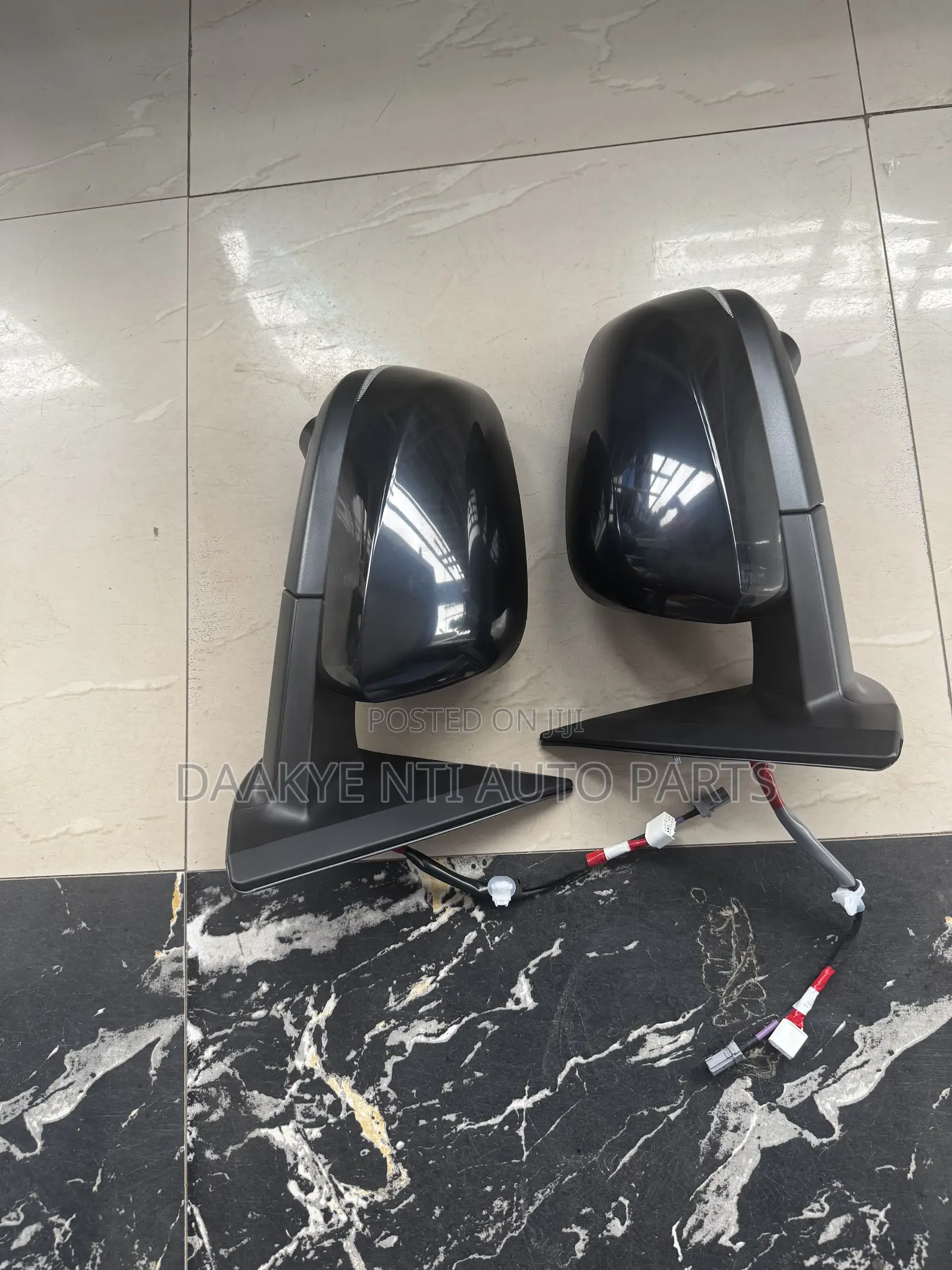 Toyota Tacoma 2025-2026 Side Mirror Pair With Camera