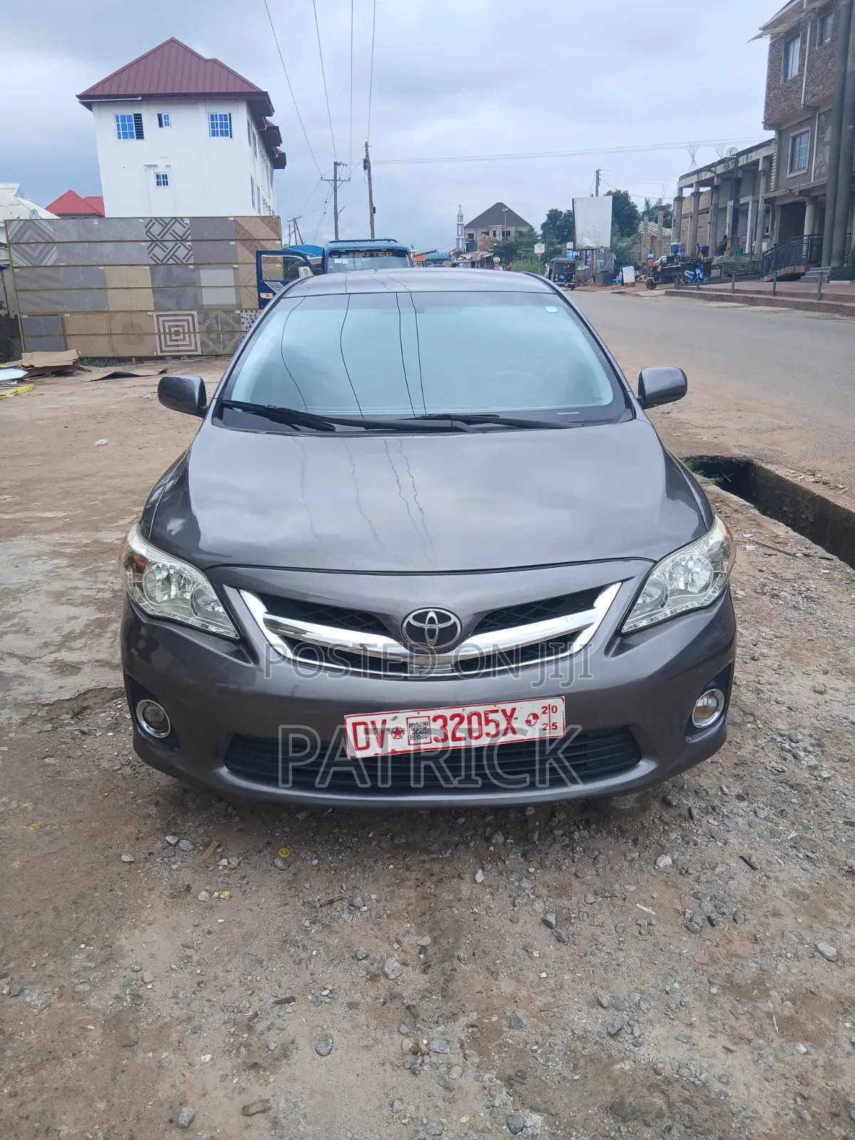 Toyota Corolla LE Special Edition 4dr Sedan (1.8L 4cyl 4A) 2013 Gray
