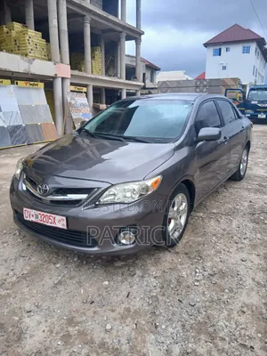 Toyota Corolla LE Special Edition 4dr Sedan (1.8L 4cyl 4A) 2013 Gray
