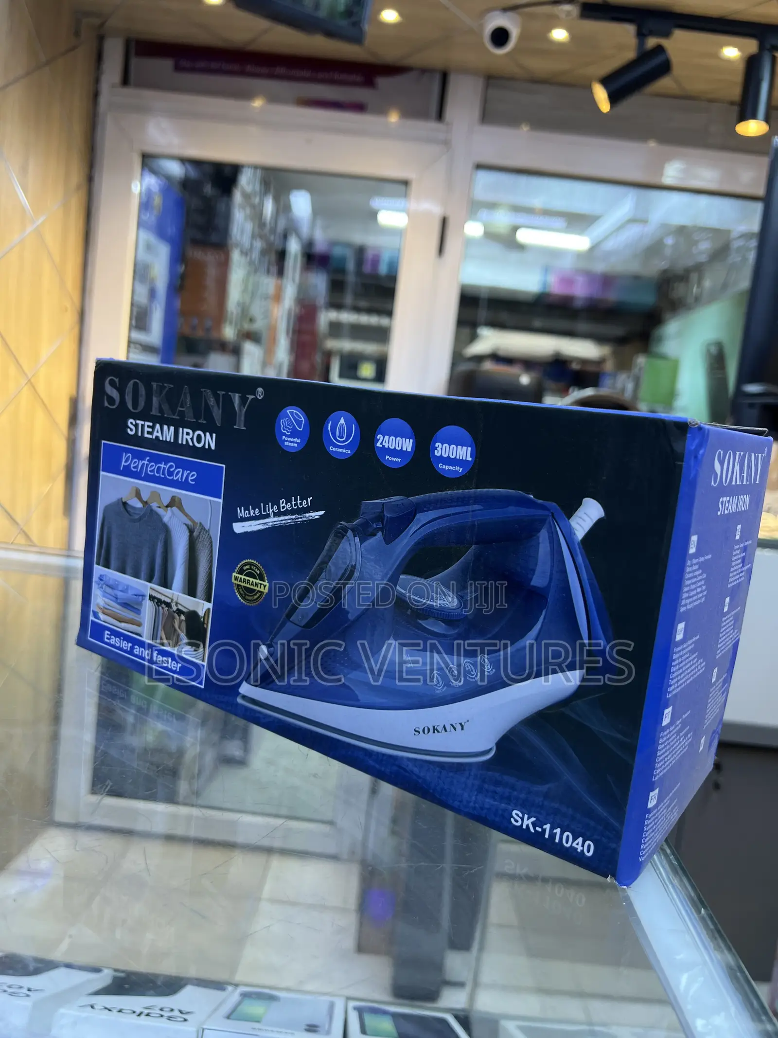SOKANY Steam Iron 300ml