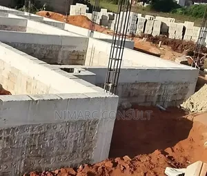 Building Contractor